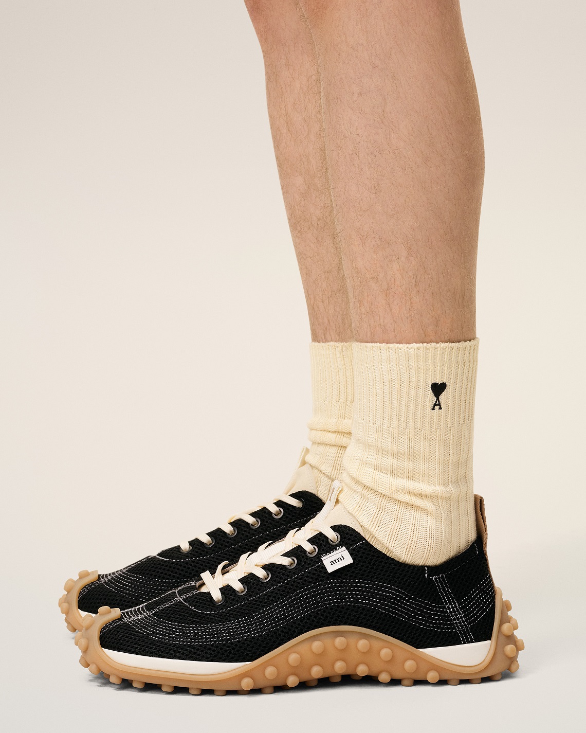 AMI PARIS de Coeur 3 Pack Socks in Off White/Black/Grey/Black Logo AMI PARIS de Coeur 3 Pack Socks in Off White/Black/Grey/Black Logo