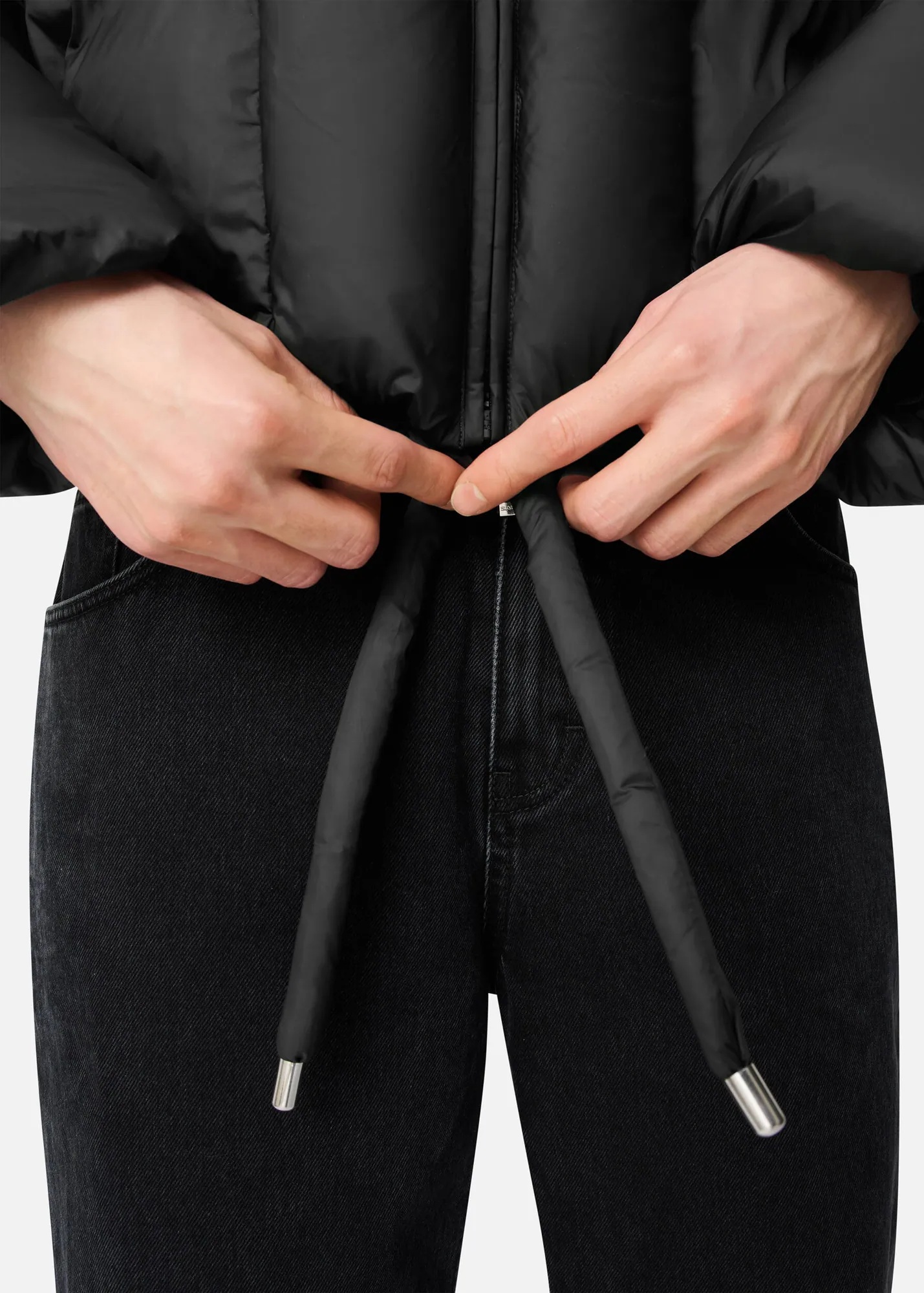 AXEL ARIGATO Lunar Puffer Jacket in Black AXEL ARIGATO Lunar Puffer Jacket in Black