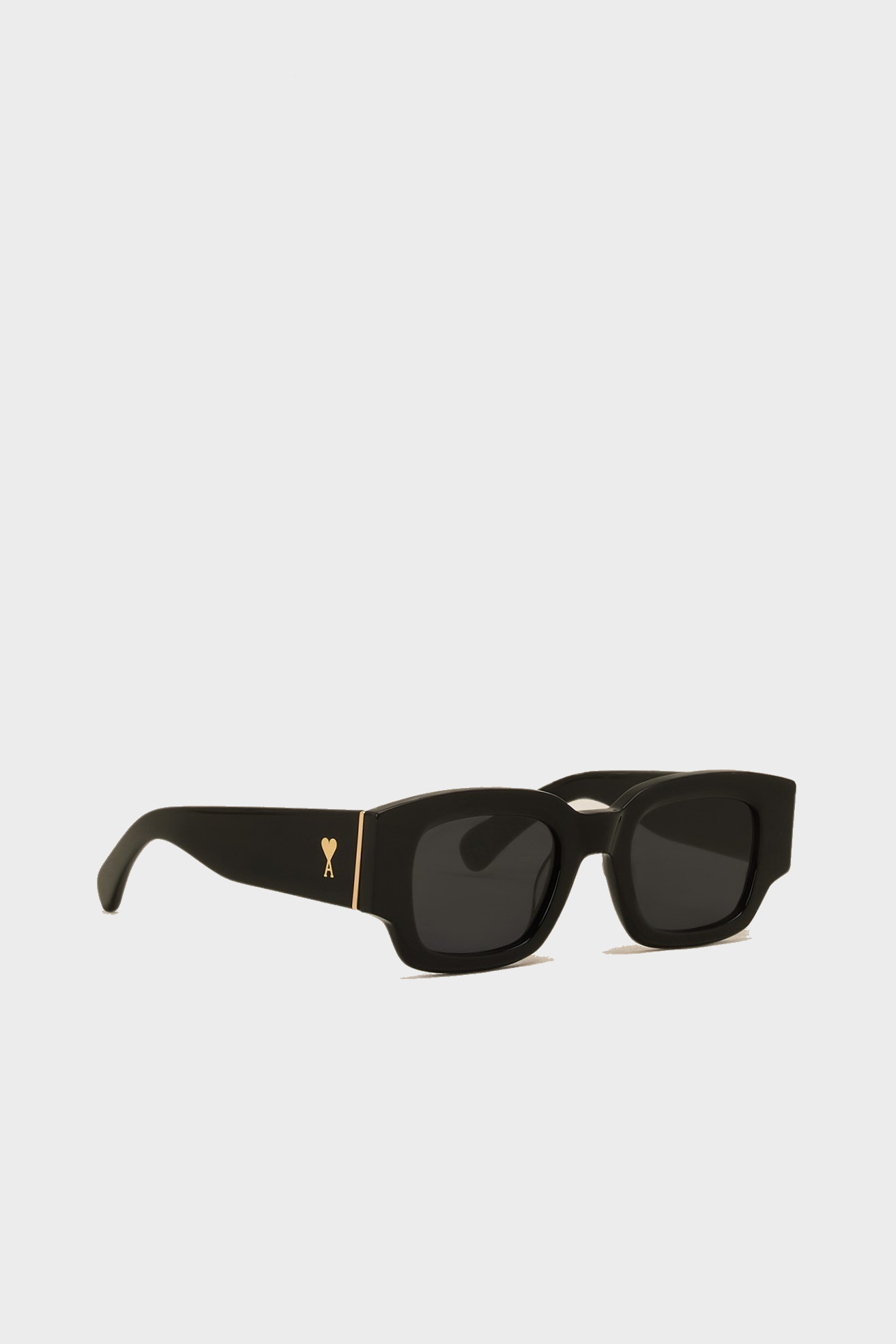 AMI PARIS de Coeur Classical Sunglasses in Black