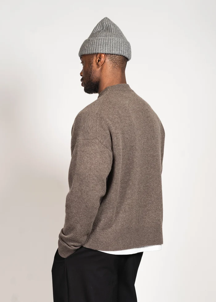 YACAIA Oversize Merino/Cashmere Sweater in Dark Brown XL