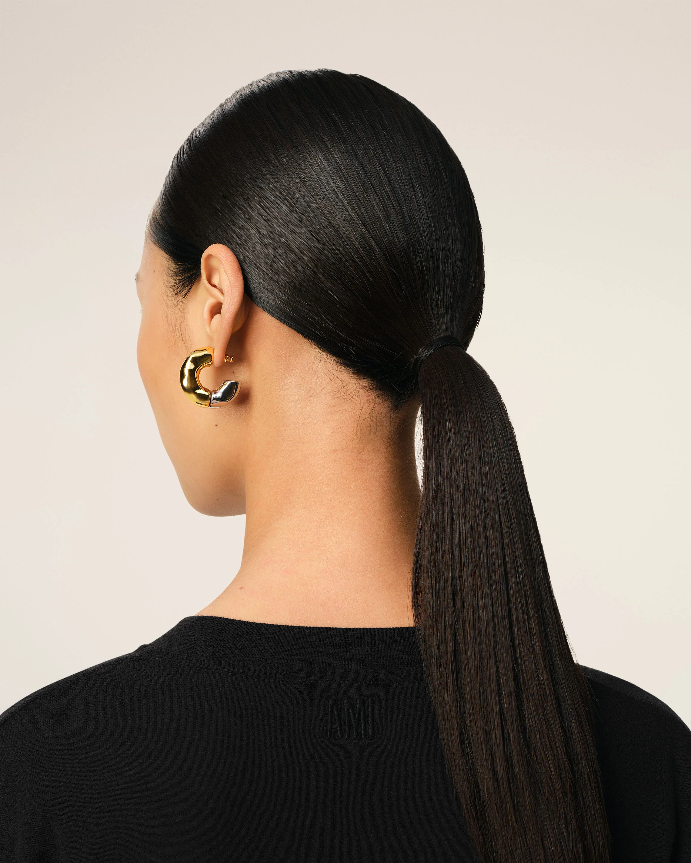 AMI PARIS Light Cotton T-Shirt in Black AMI PARIS Light Cotton T-Shirt in Black