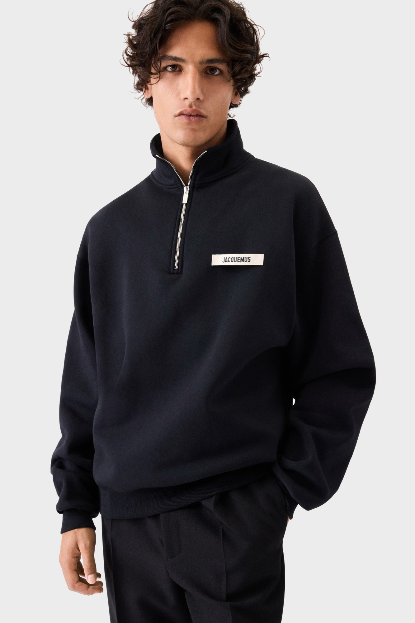 JACQUEMUS Grosgrain Half Zip Sweatshirt in Black