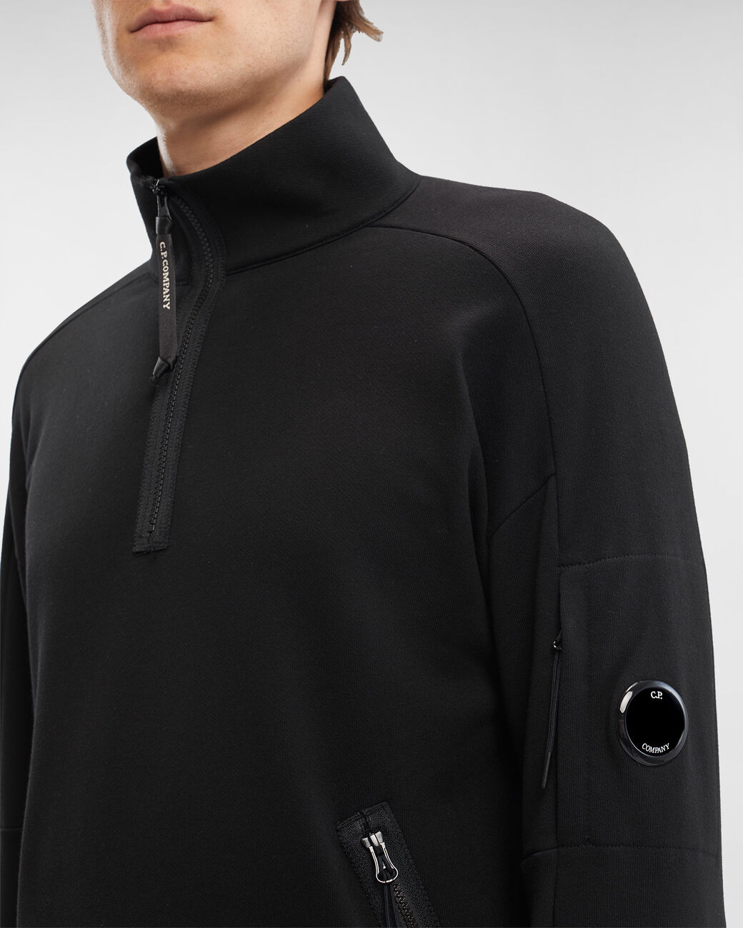 C.P. COMPANY Zip Sweatshirt in Black