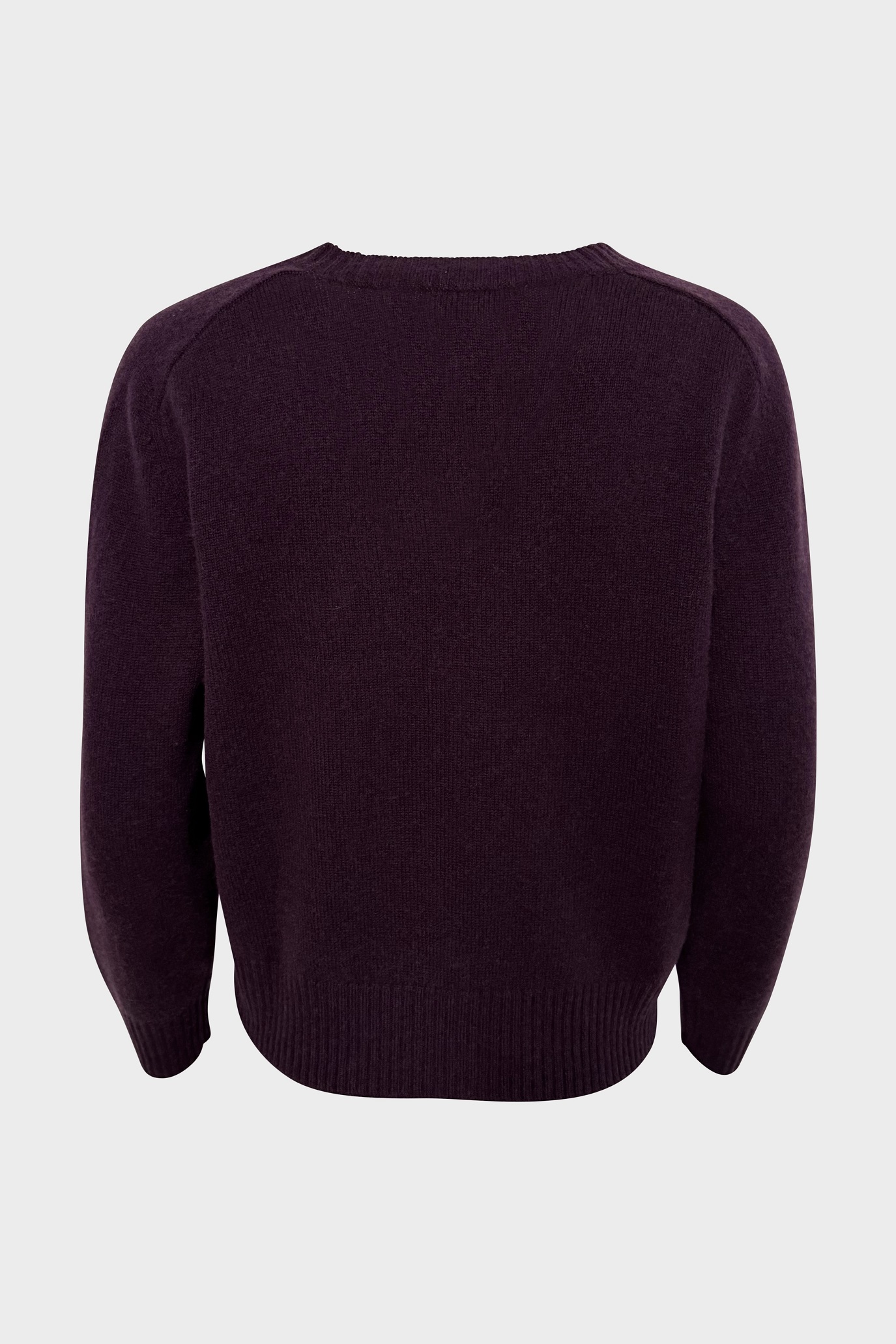 FLONA Cropped V-Neck Cashmere Sweater in Aubergine