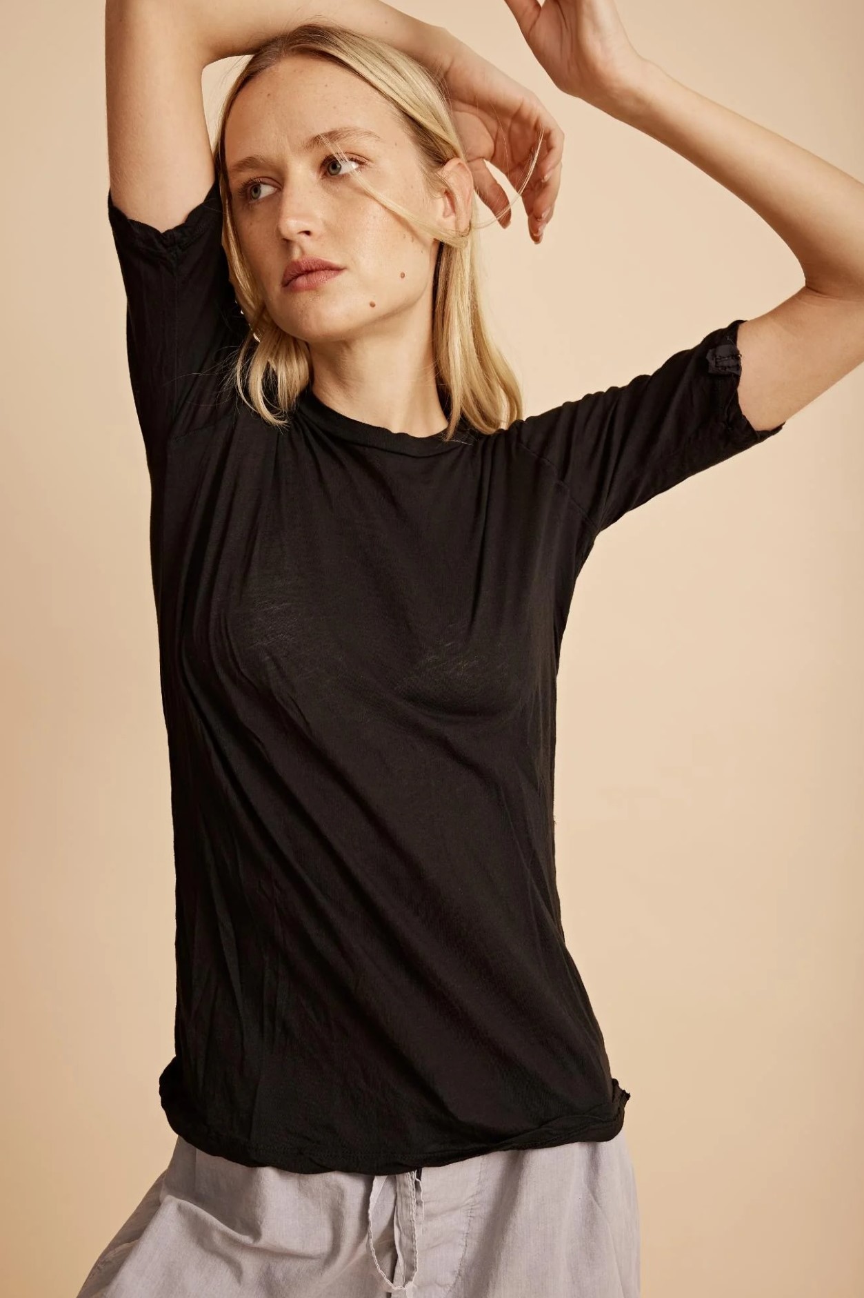 ALL III Super Light Cotton Tissue T-Shirt in Black L