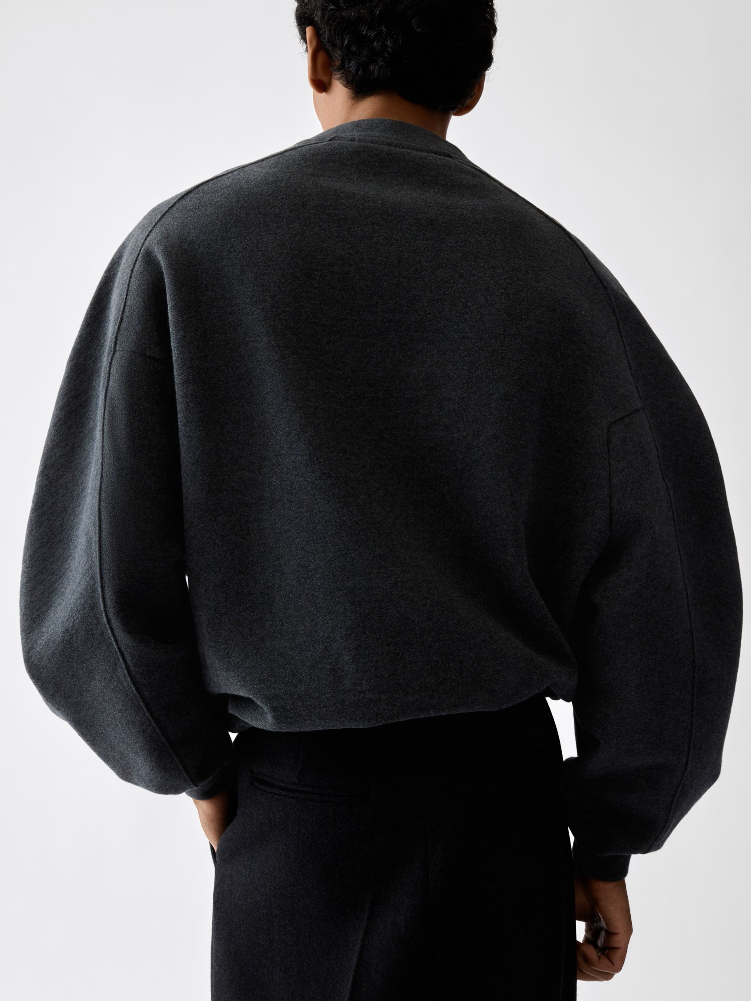 JACQUEMUS Ruban Oversize Sweatshirt in Dark Grey
