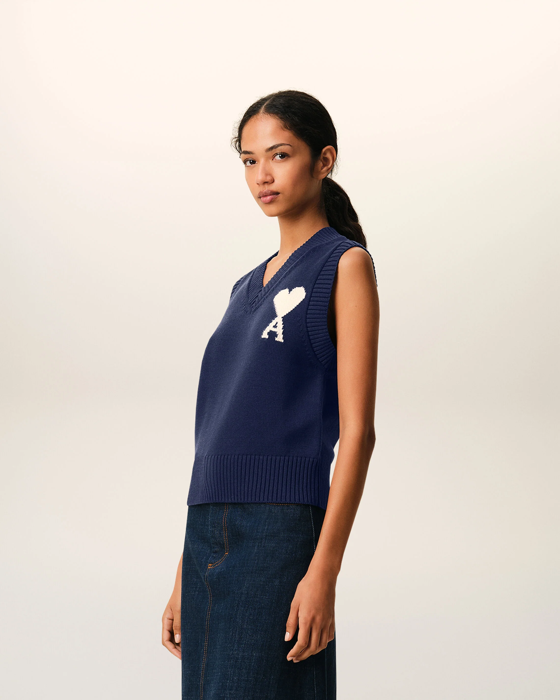 AMI PARIS de Coeur Wool/Cotton Knit Vest in Navy