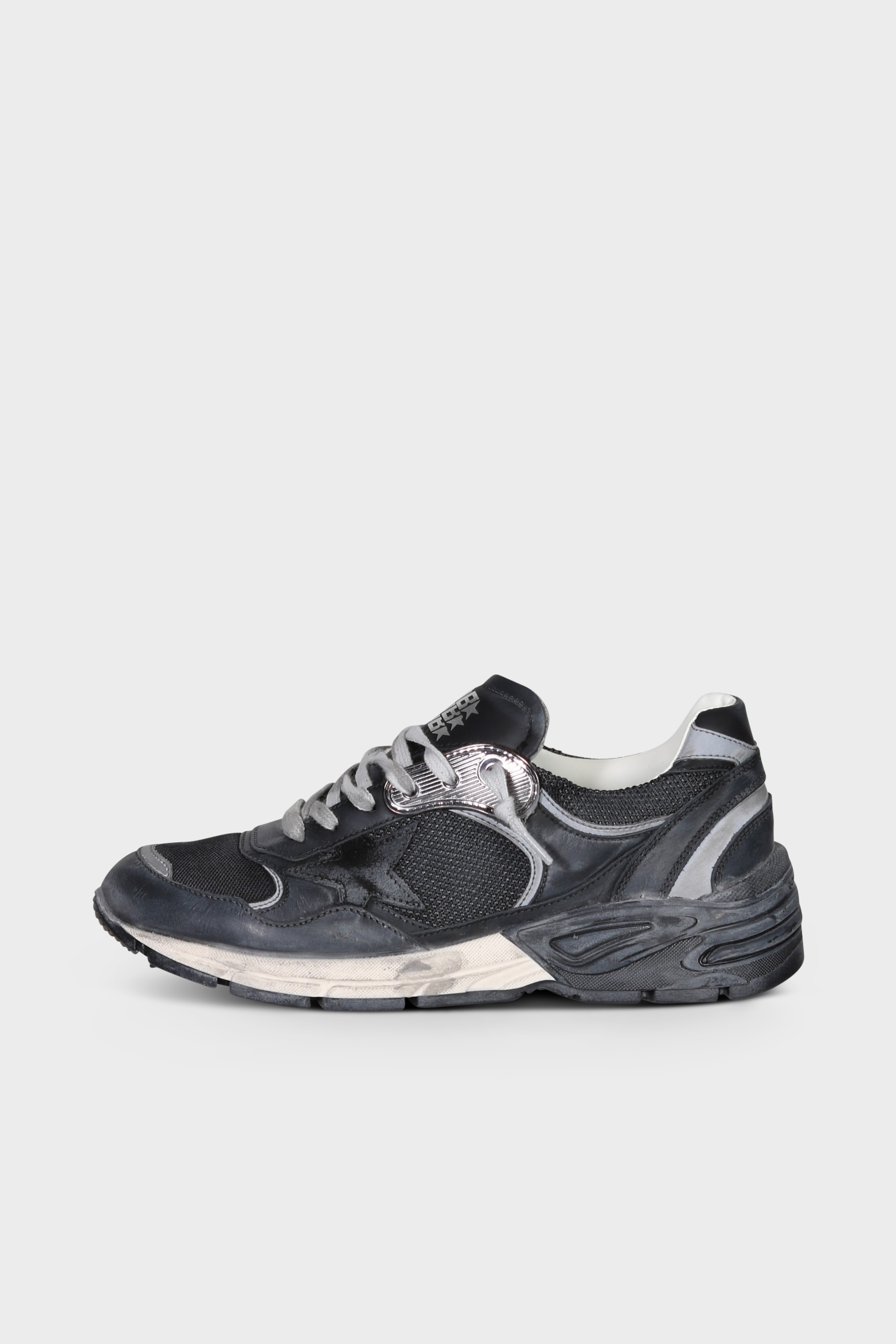 GOLDEN GOOSE Dad-Star in Black/Dark Grey