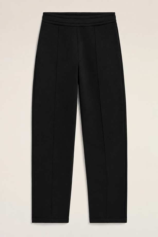 AMI PARIS de Coeur Embossed Heavy Sweatpant in Black
