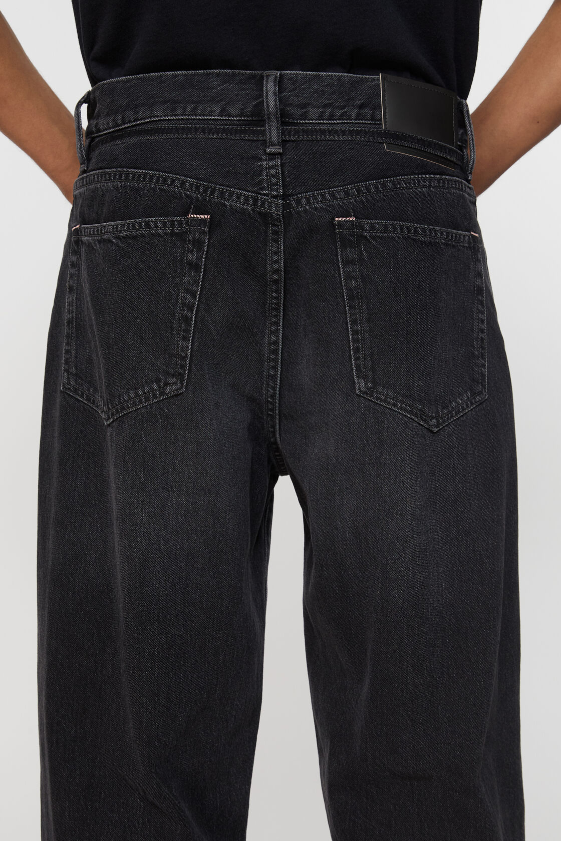 ACNE STUDIOS 1991 Toj Jeans in Vintage Black 34/32
