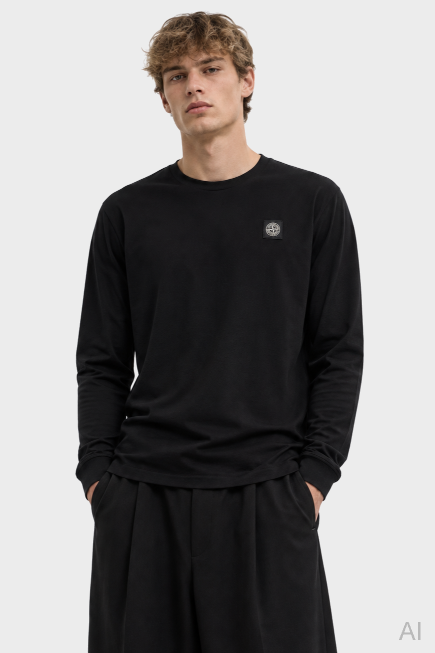 STONE ISLAND Logo Longsleeve in Black