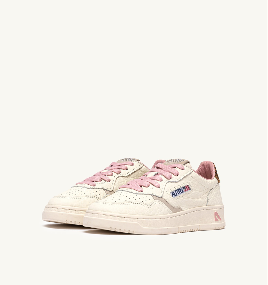 AUTRY ACTION SHOES Medalist Low Sneaker Elephant in Sand/Leopard