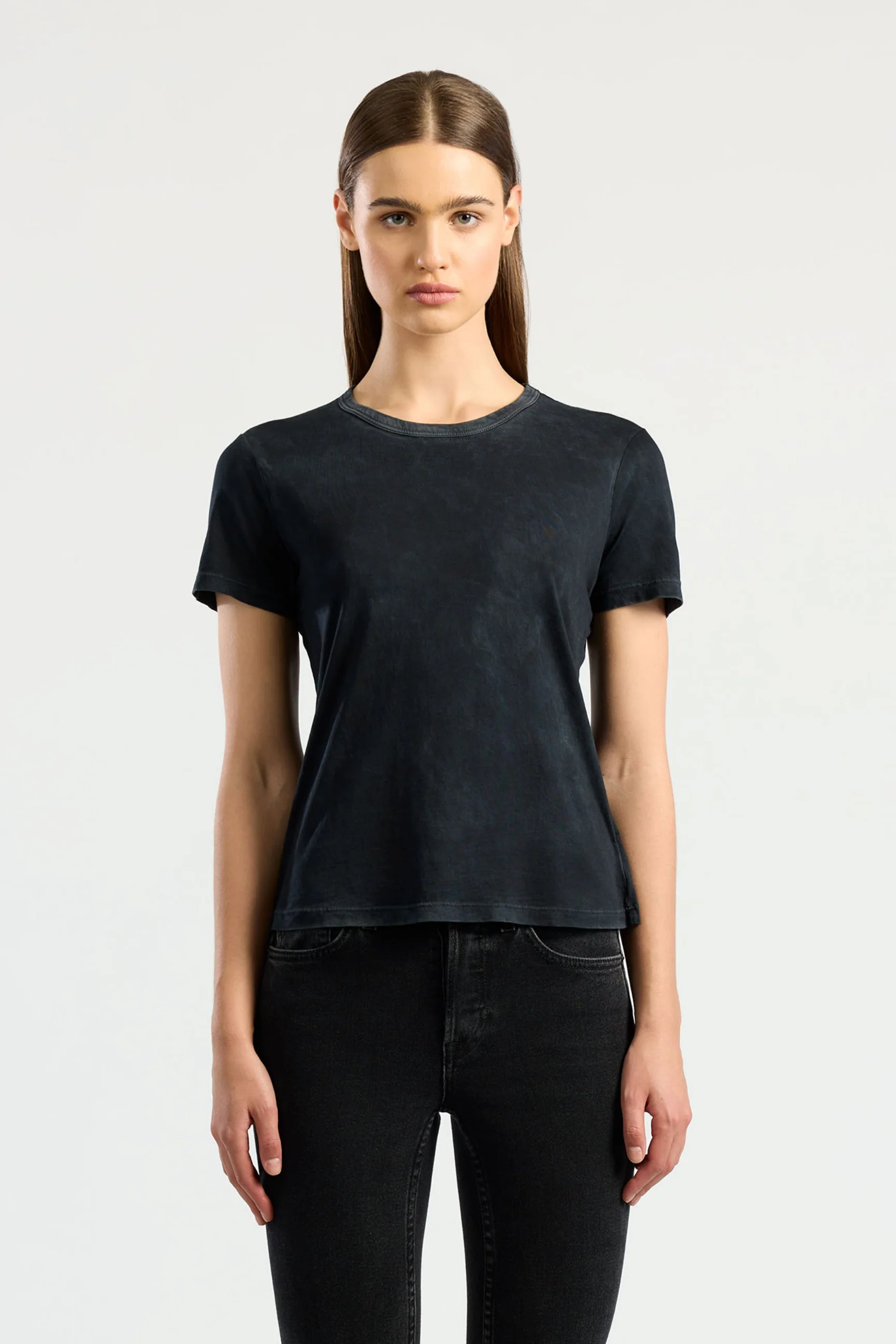 COTTON CITIZEN Standard T-Shirt in Vintage Black