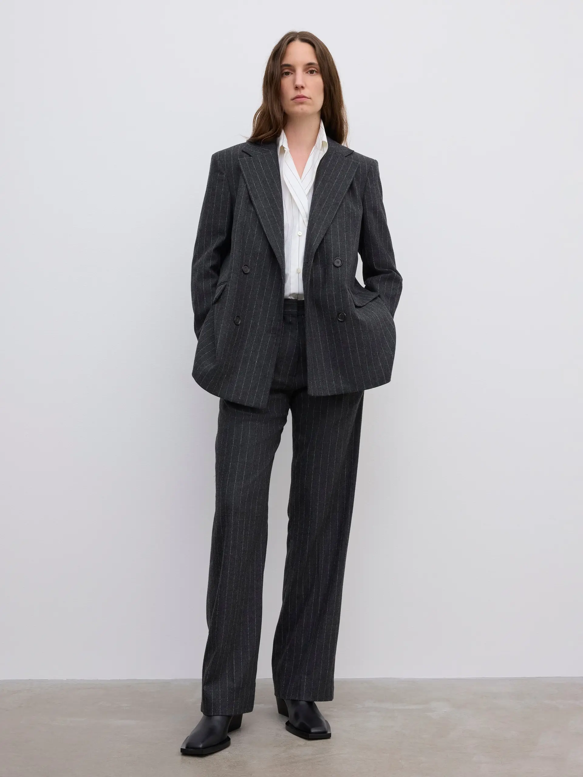DAGMAR Classic Blazer in Grey Pinstripe