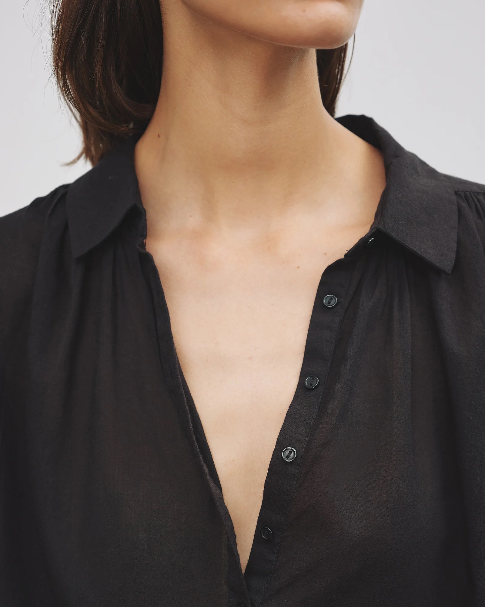 NILI LOTAN Miles Blouse in Black