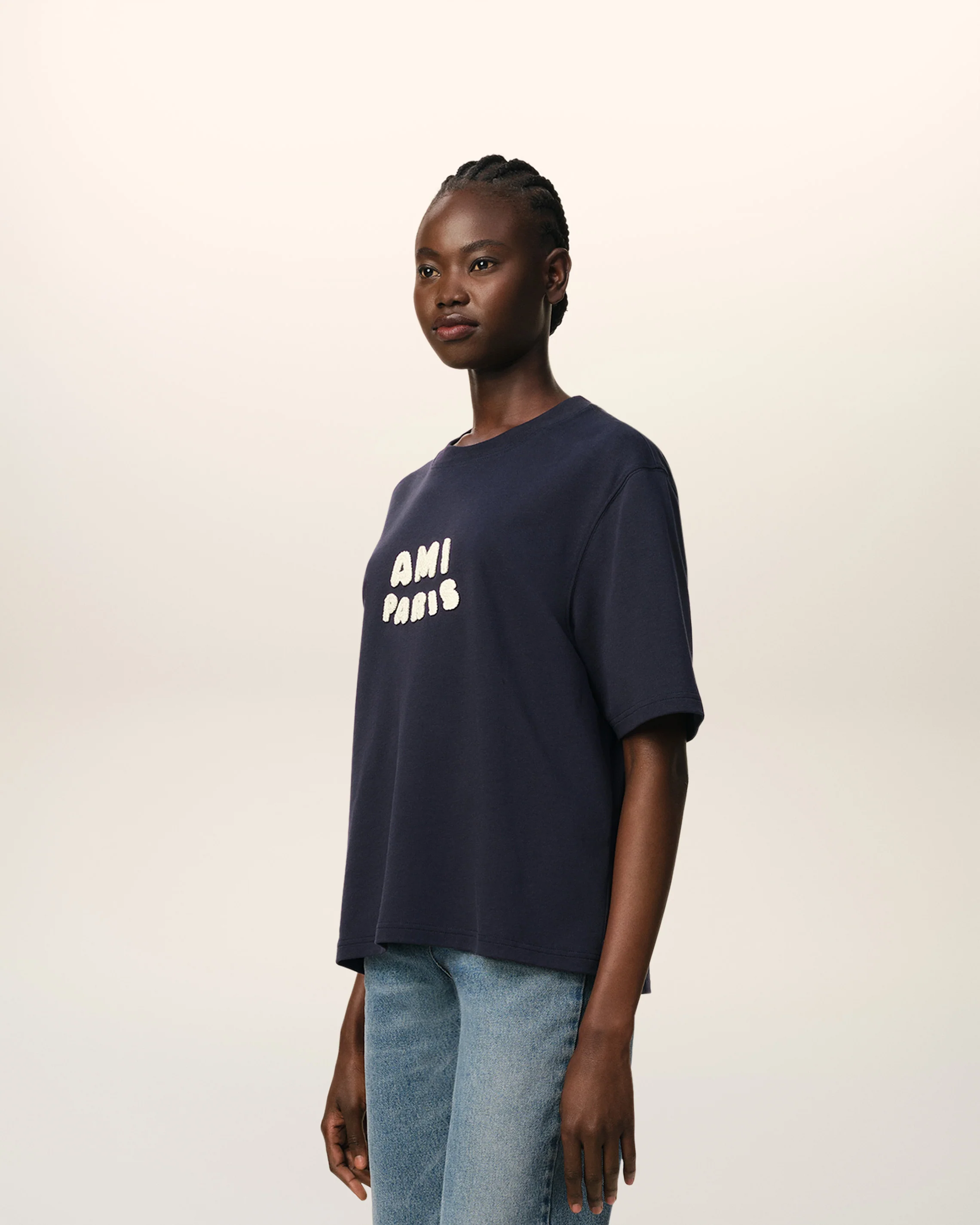AMI PARIS de Coeur Boxy Fit Knitted Logo T-Shirt in Navy Blue AMI PARIS de Coeur Boxy Fit Knitted Logo T-Shirt in Navy Blue