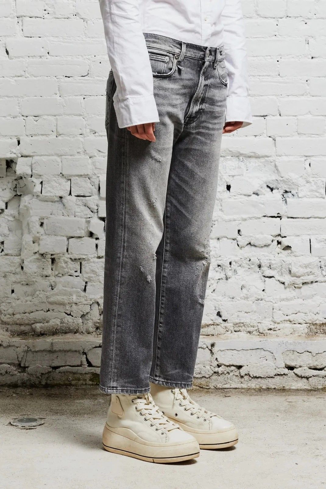 R13 Boyfriend Jeans in Vintage Grey