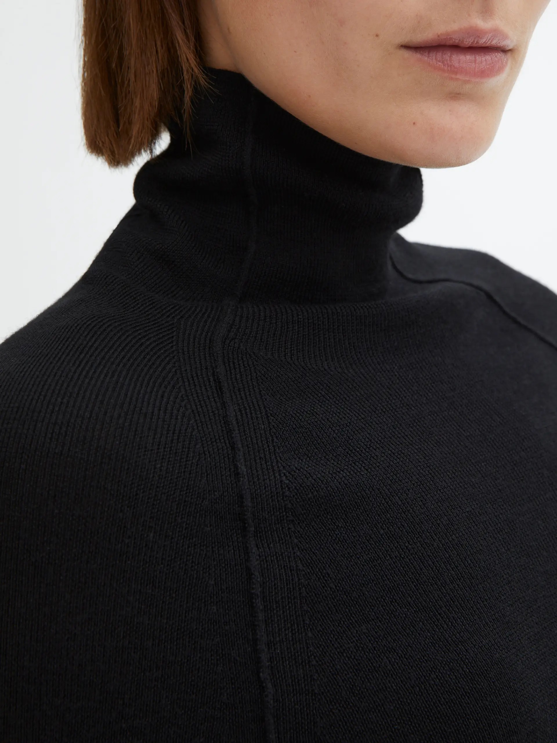 DAGMAR Merino Turtleneck Sweater in Black XS