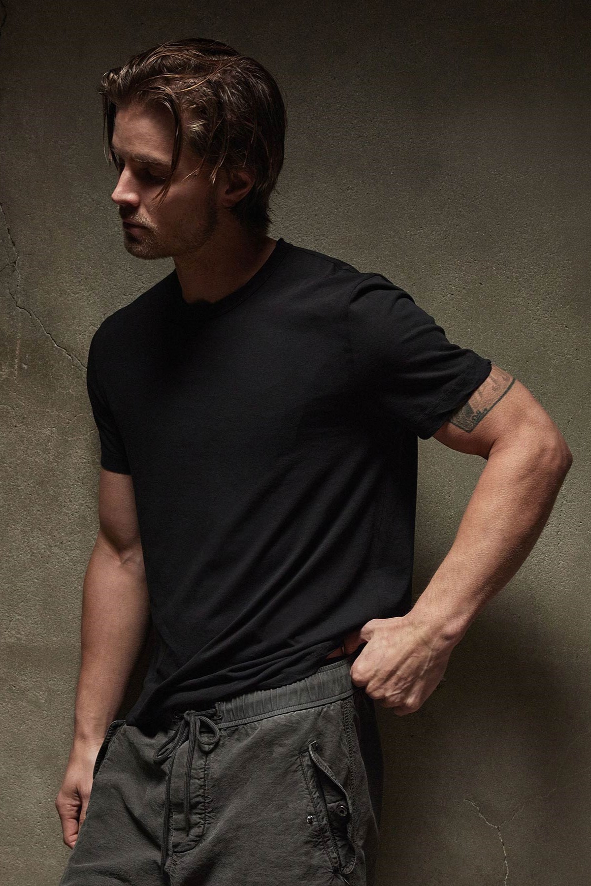 JAMES PERSE Clear Jersey Crew Neck Black XS/0 JAMES PERSE Clear Jersey Crew Neck Black 2XL/5
