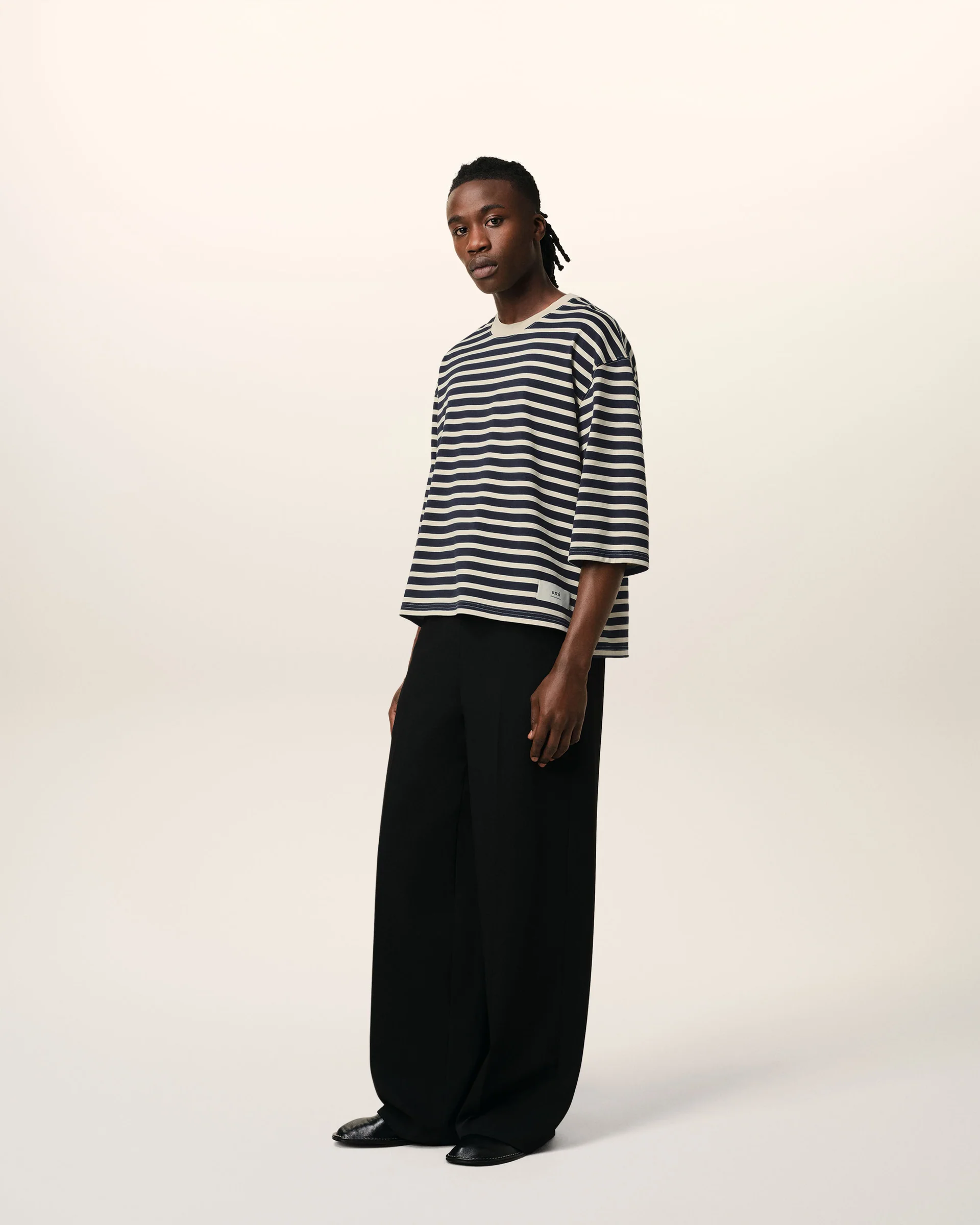 AMI PARIS Oversize T-Shirt in Navy/Cream Stripe AMI PARIS Oversize T-Shirt in Navy/Cream Stripe