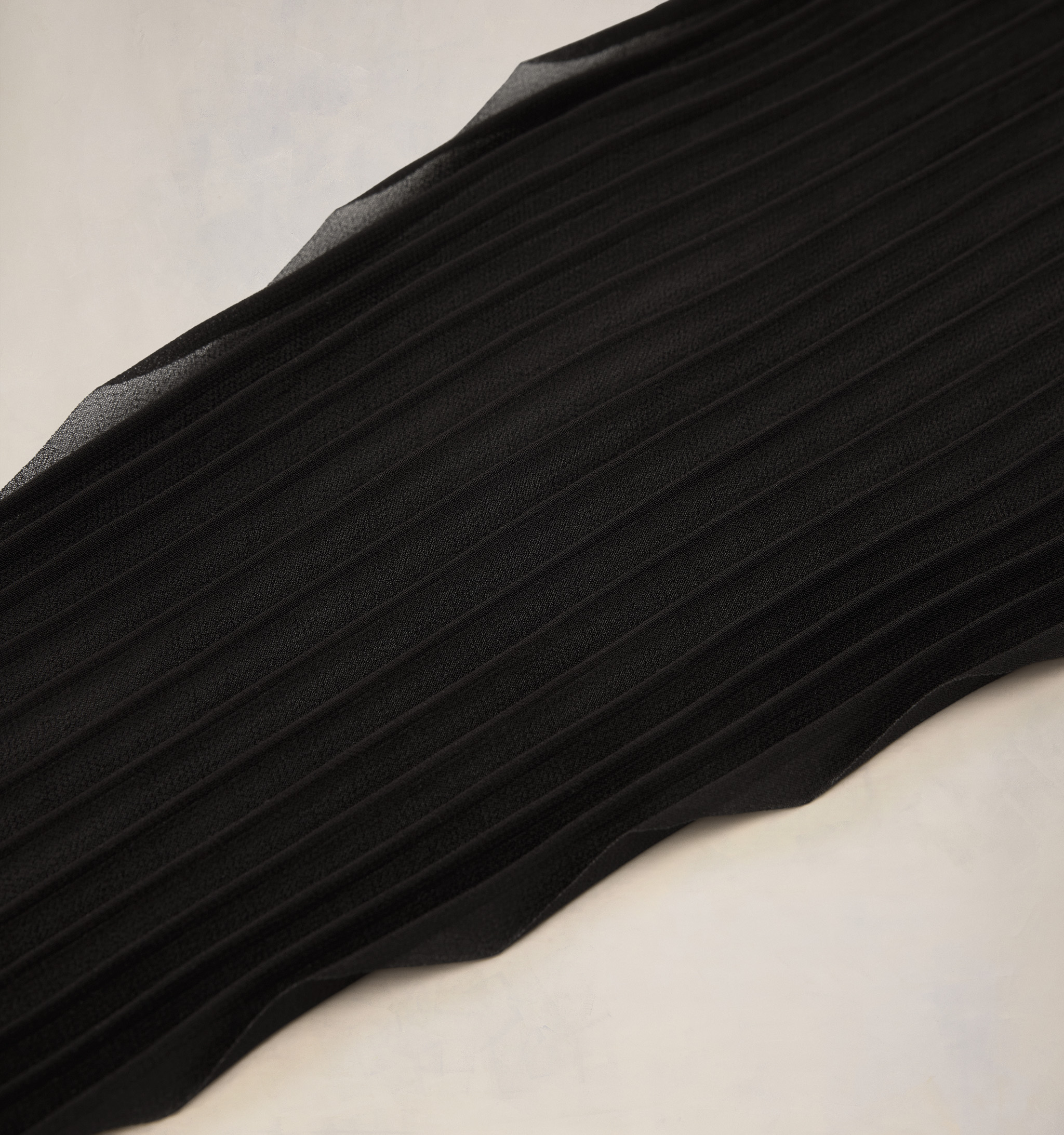 AMI PARIS Pleated Diamond Shaped Scarf in Black