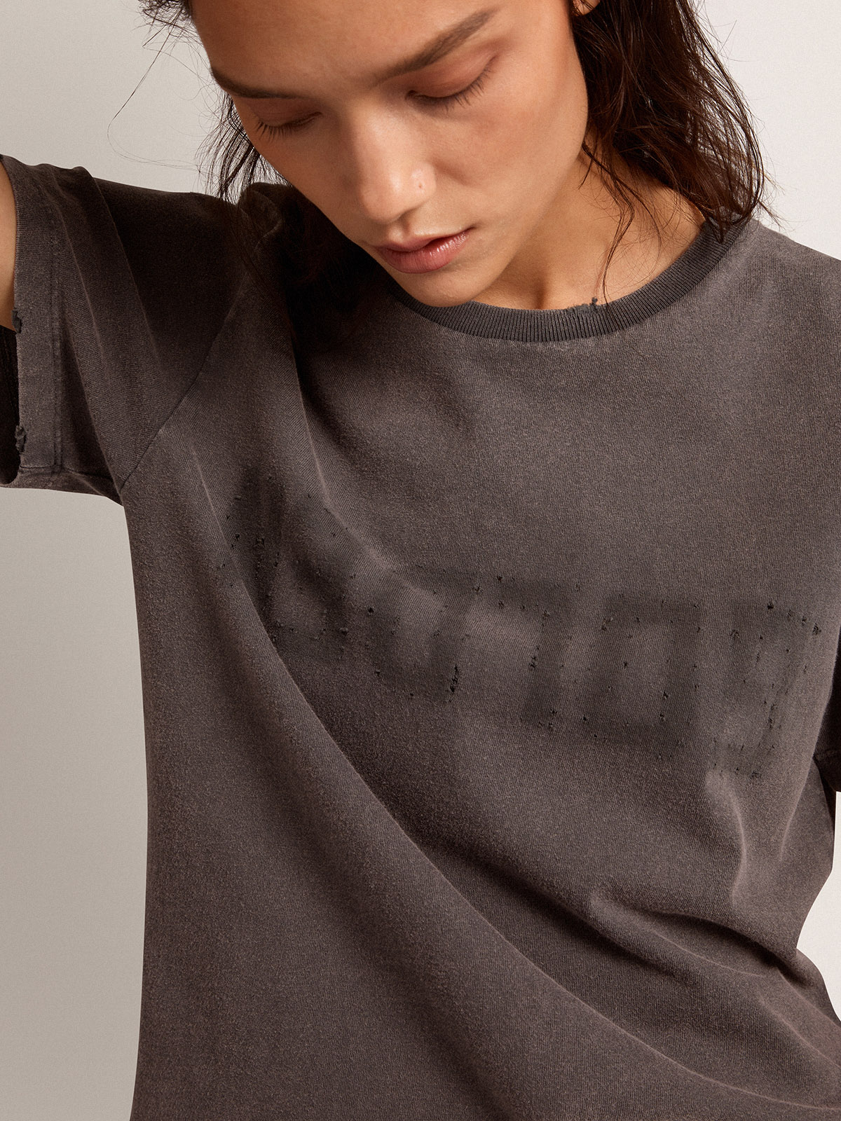 Golden Goose Distressed T-Shirt in Anthracite M