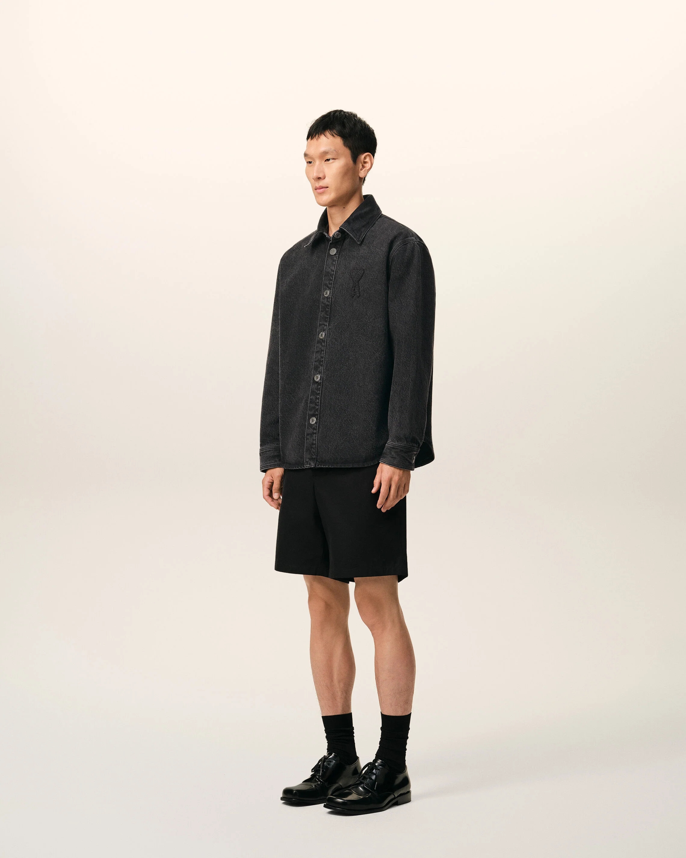 AMI PARIS de Coeur Jeans Overshirt in Used Black