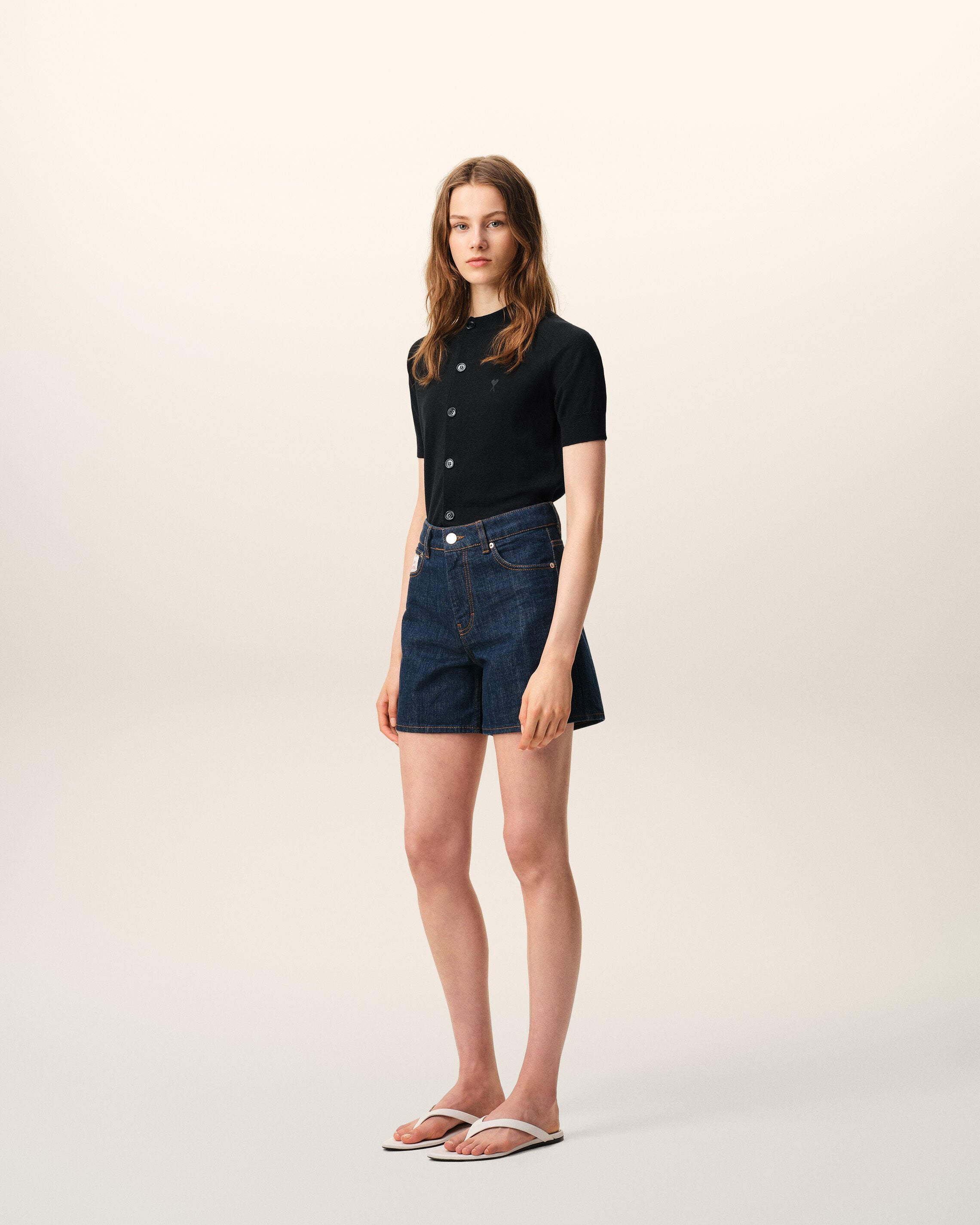 AMI PARIS de Coeur Extrafine Short Sleeve Knit Cardigan in Black