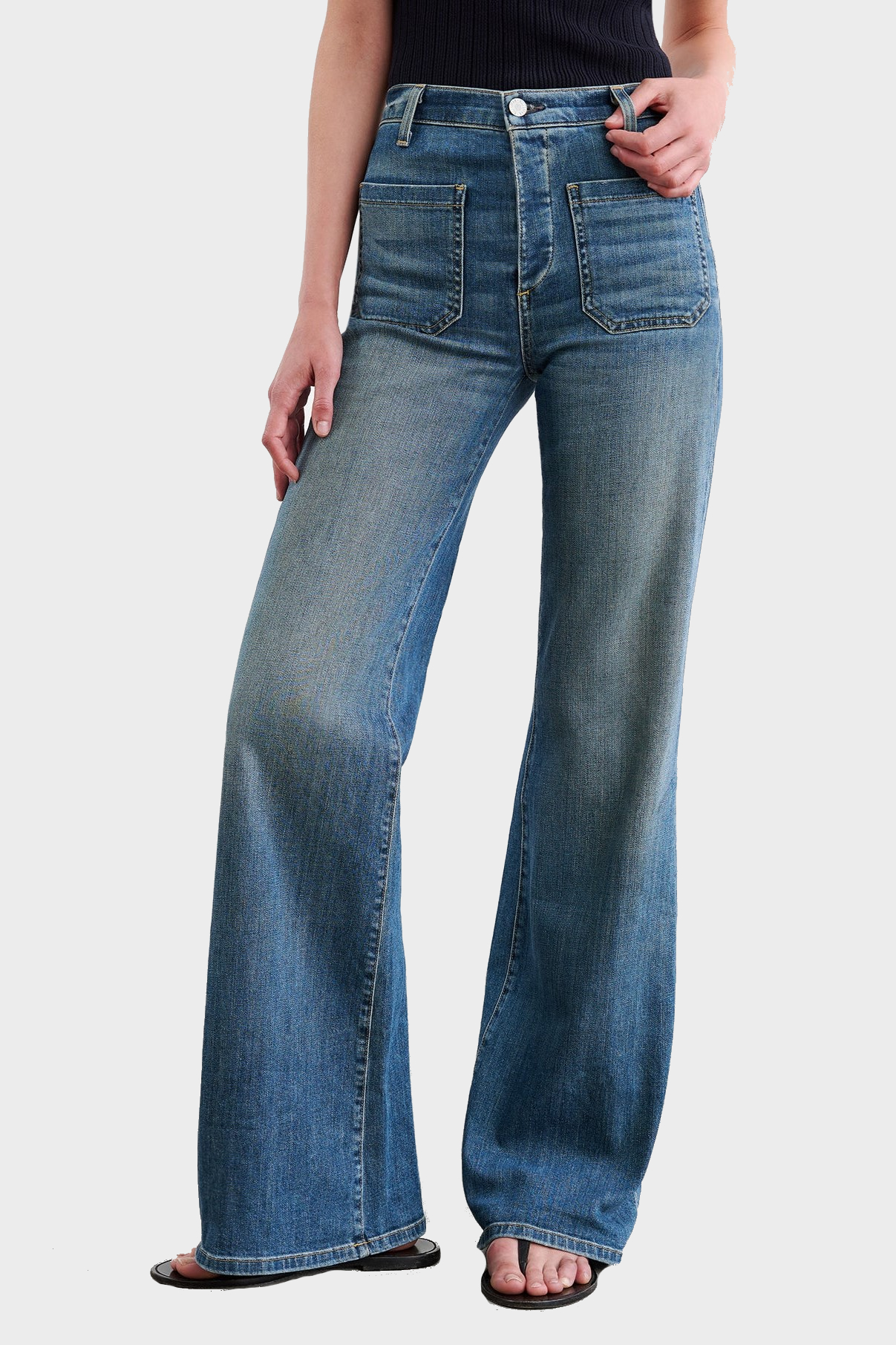 NILI LOTAN Flare Leg Jeans in Classic Wash