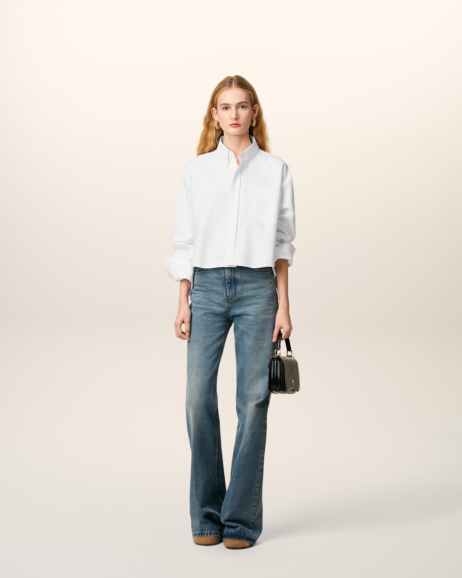 AMI PARIS de Coeur Cropped Oversize Shirt in Natural White AMI PARIS de Coeur Cropped Oversize Shirt in Natural White FR 40 / DE 38