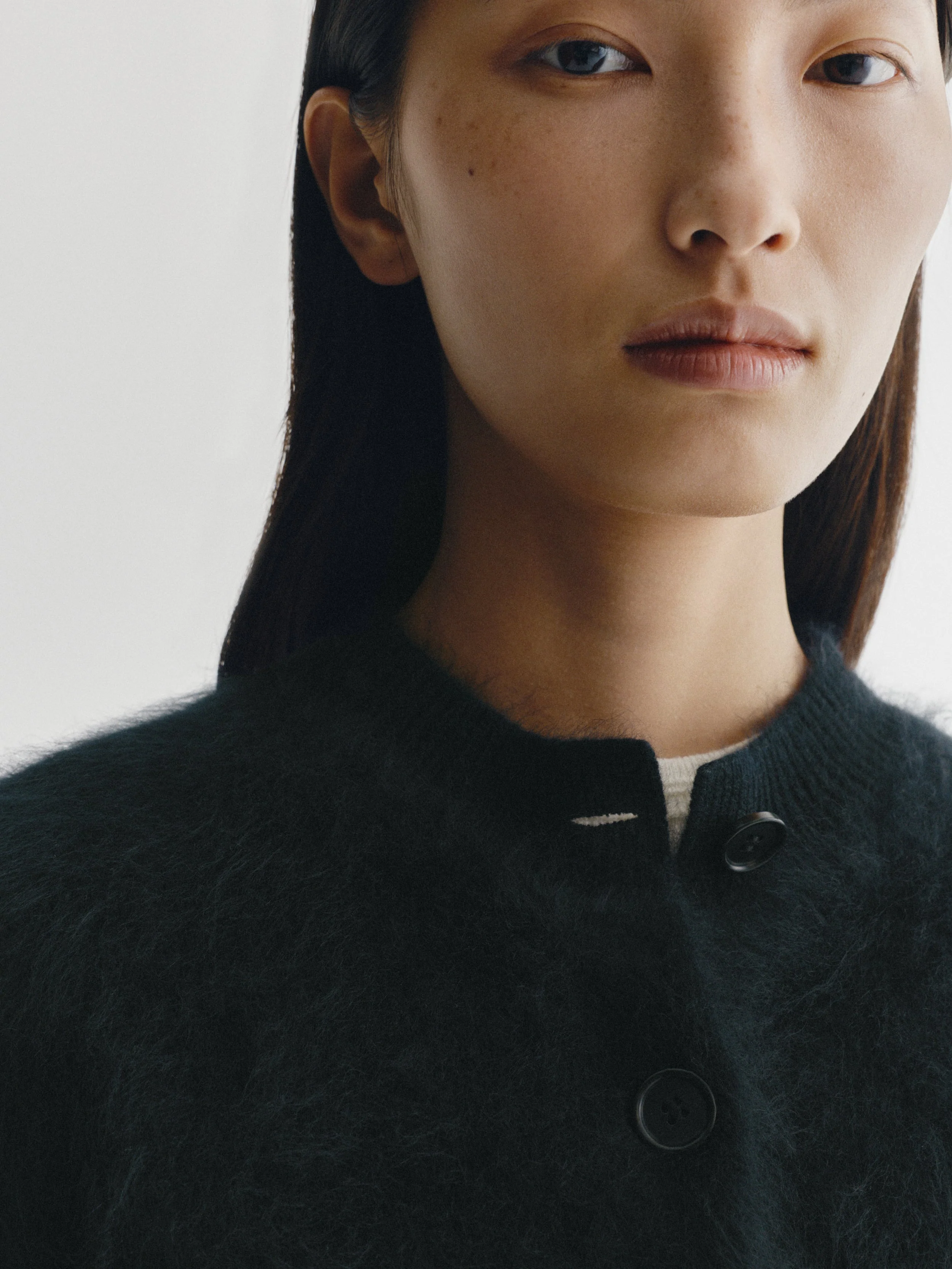 LISA YANG Azalea Brushed Cashmere Cardigan in Black