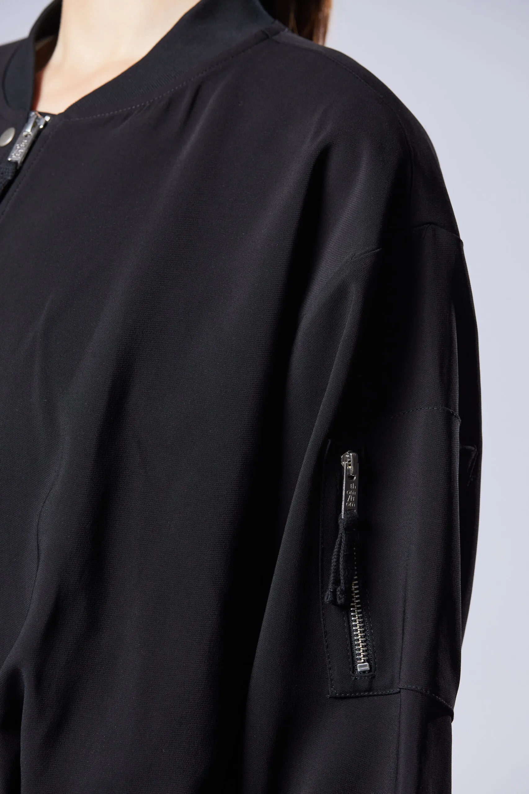 THOM KROM Cropped Bomberjacket in Black M