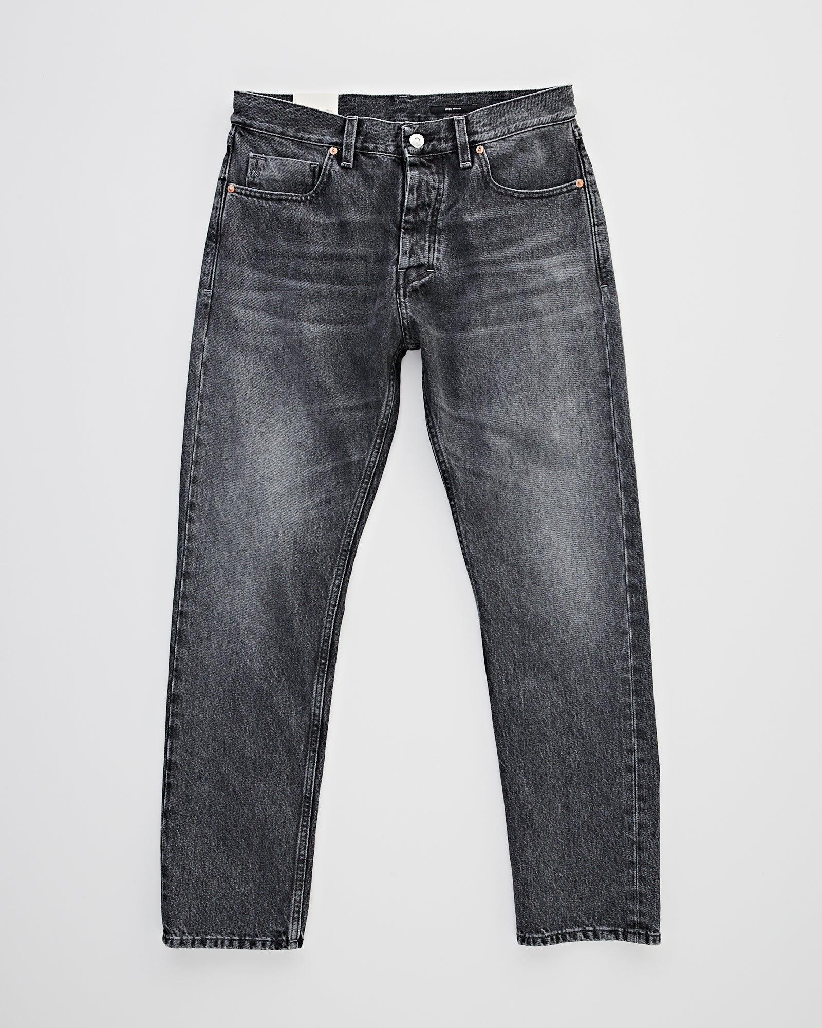 TENUE. Regular Tapered Jeans in Dark Grey
