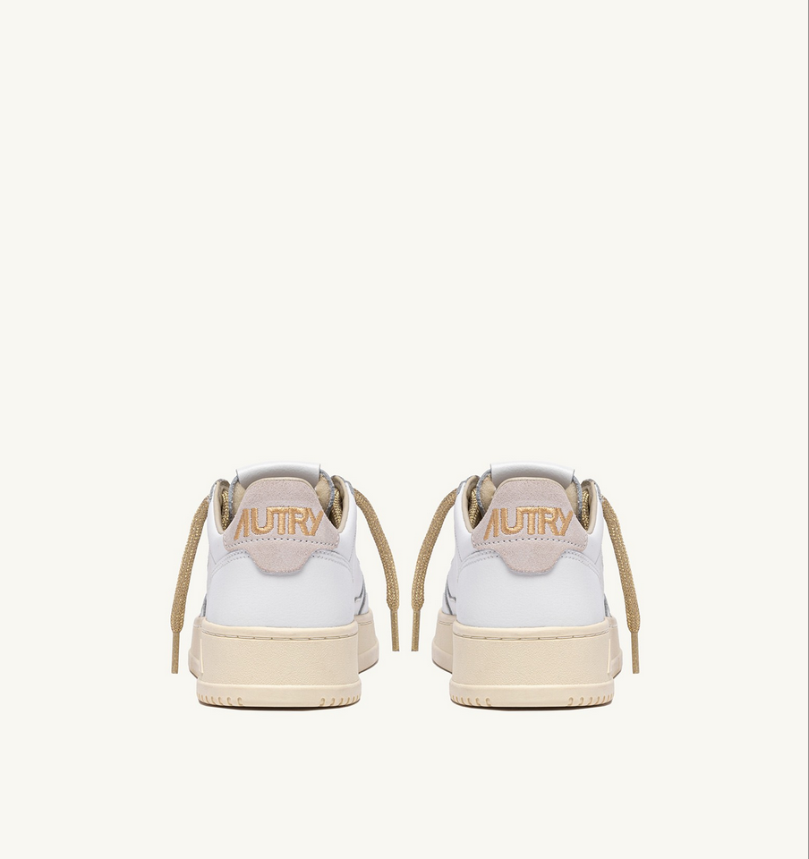 AUTRY ACTION SHOES Medalist Low Sneaker Lurex Laces in White/Gold