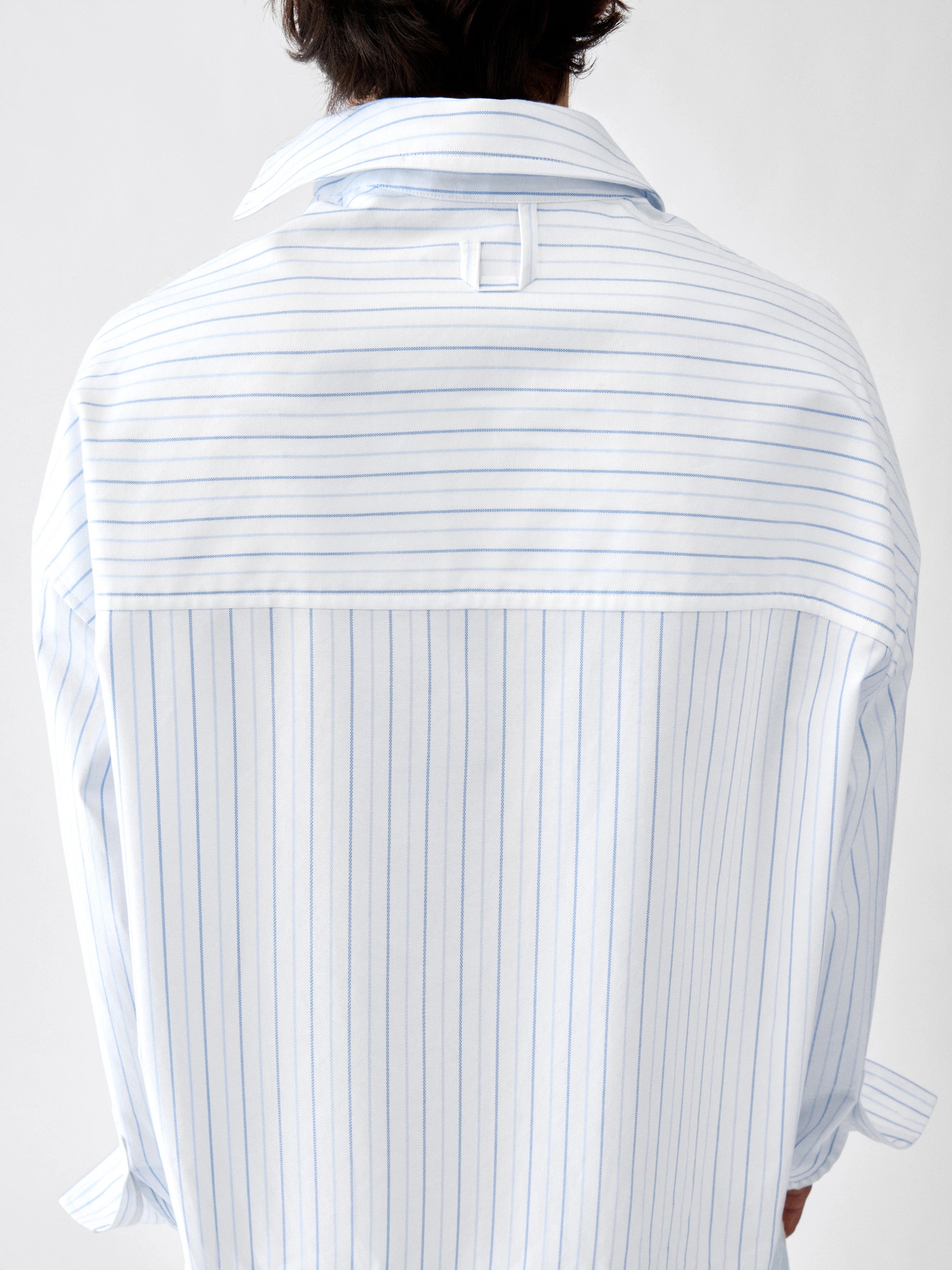 JACQUEMUS Cuadro Stripe Shirt in White/Blue