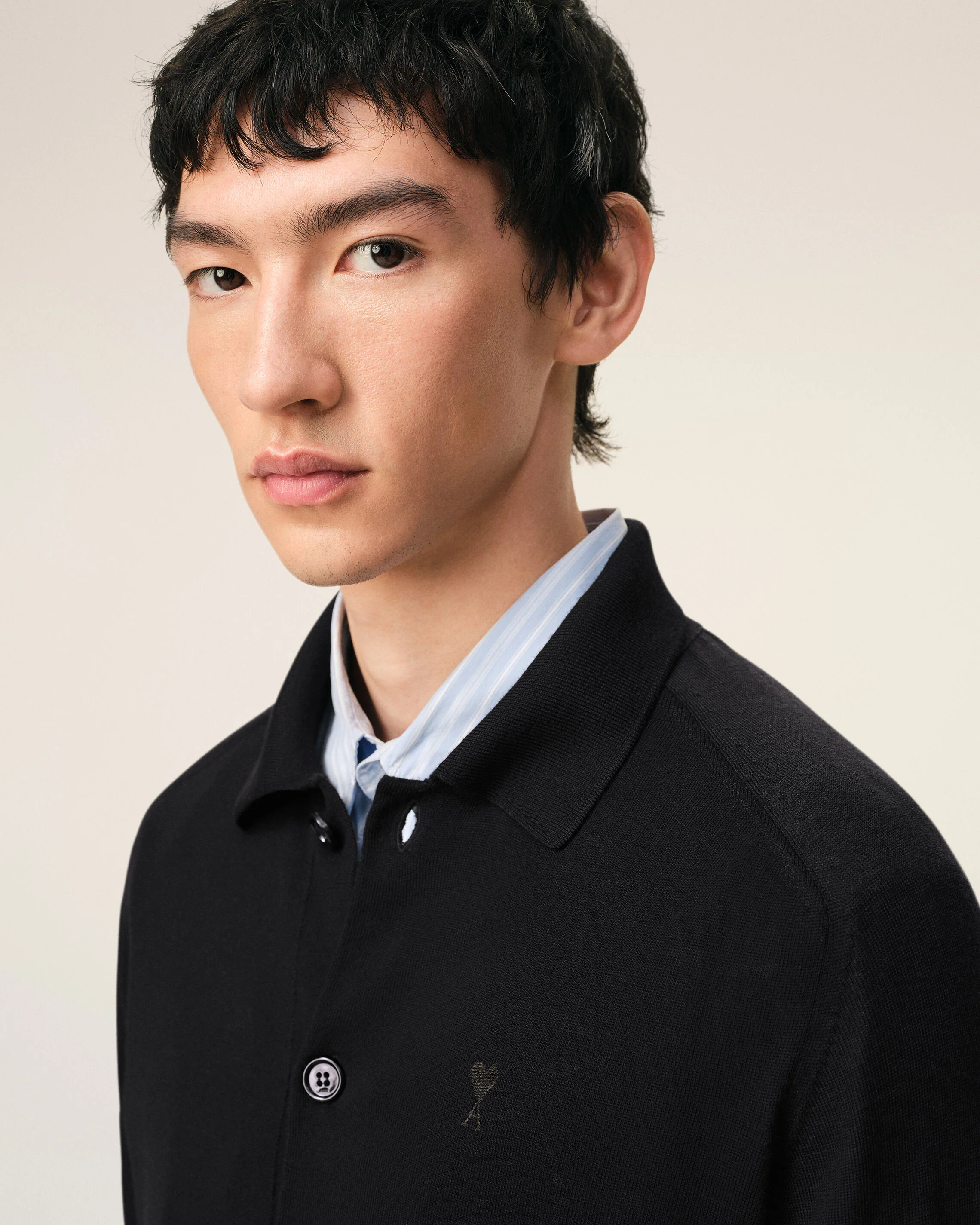 AMI PARIS de Coeur Extrafine Knit Collar Cardigan in Black