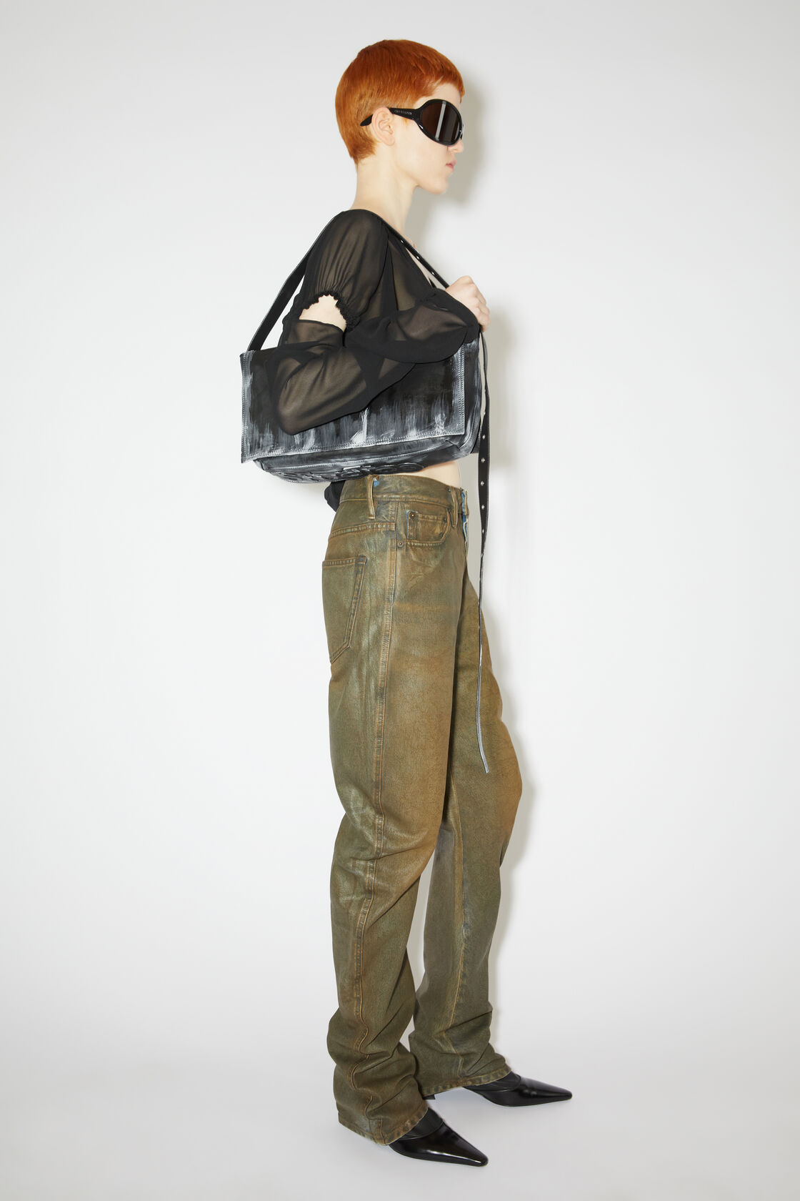 ACNE STUDIOS Vintage Bag in Black