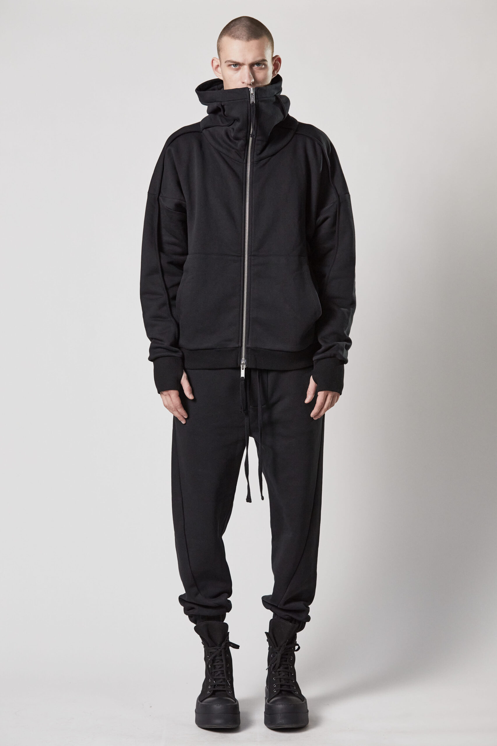 THOM KROM Wool Stretch Pant in Black XXL